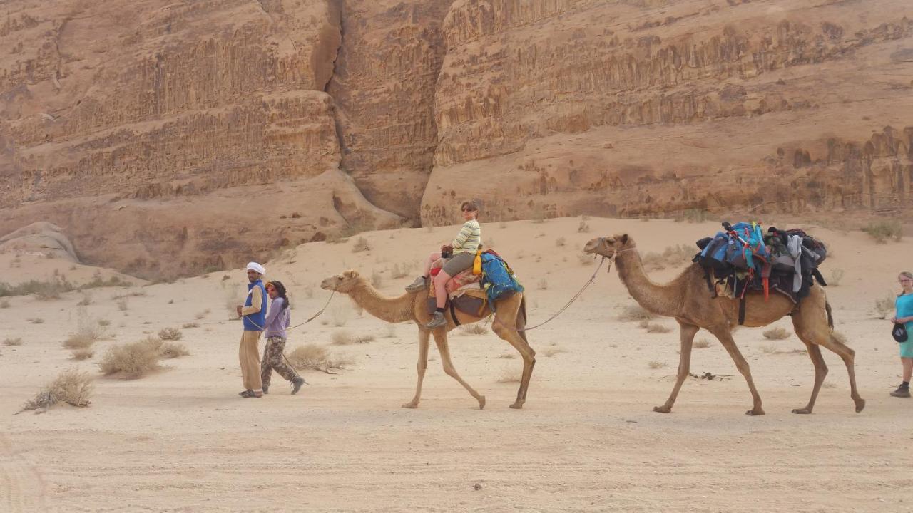 Wadi Rum Nabatean Camp Hotel Ngoại thất bức ảnh