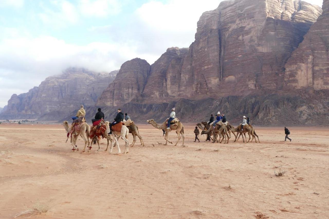 Wadi Rum Nabatean Camp Hotel Ngoại thất bức ảnh