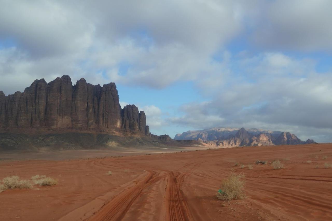 Wadi Rum Nabatean Camp Hotel Ngoại thất bức ảnh